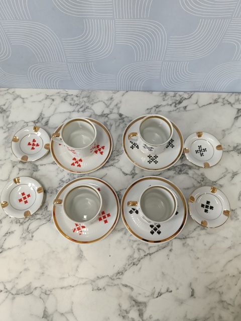 Zestaw brydżowy dla 4 osób porcelana Chodzież