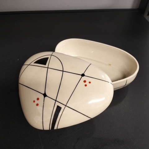 Bombonierka pikasiak New Look porcelana Chodzież