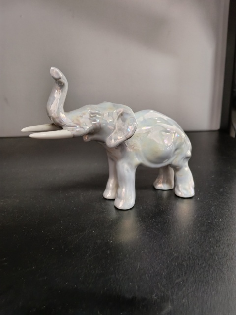 Figurka porcelanowa słoń Bogucice