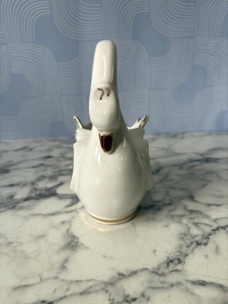 Porcelanowy łabędź złota róża