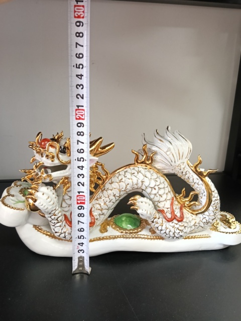 Figurka chińskiego smoka Feng shui