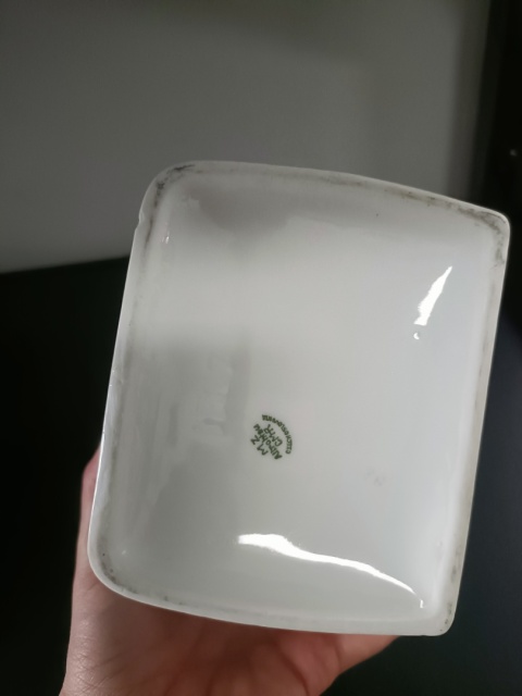 Pojemnik porcelanowy na sól MZ Altrohlau