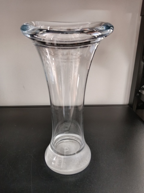 Transparentny wazon vintage