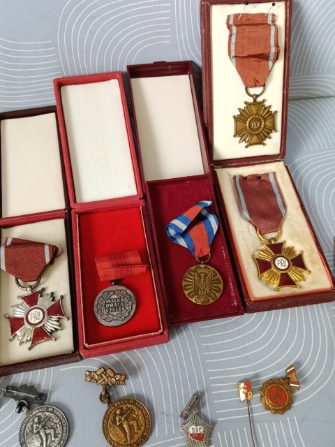 Medale i odznaki zestaw 21