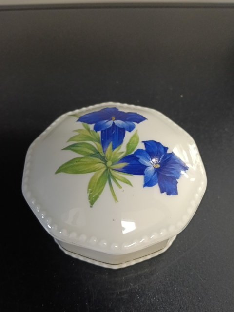 Stara bombonierka puzderko porcelana Königszelt Śląsk