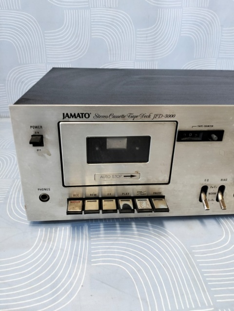 Stary magnetofon Jamato