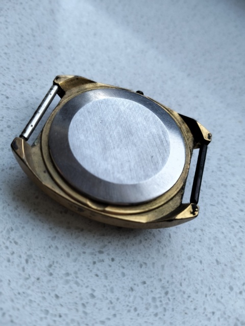 Stary zegarek nakręcany Raketa