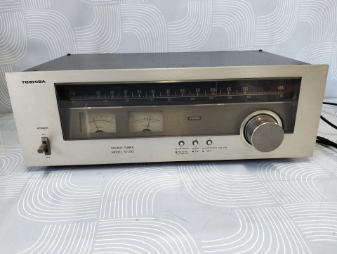 Toshiba stereo tuner st-230