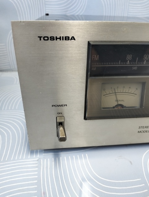 Toshiba stereo tuner st-230