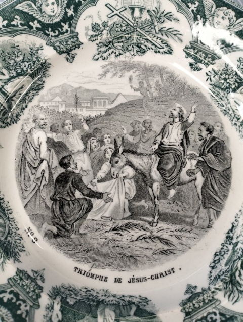 Antyczny talerz Creil et Montereau Triumf Chrystusa