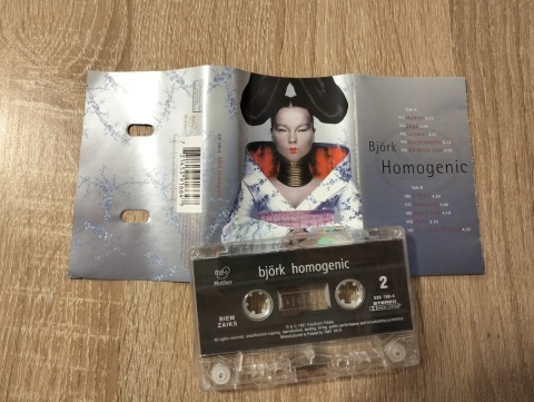Kaseta magnetofonowa Björk