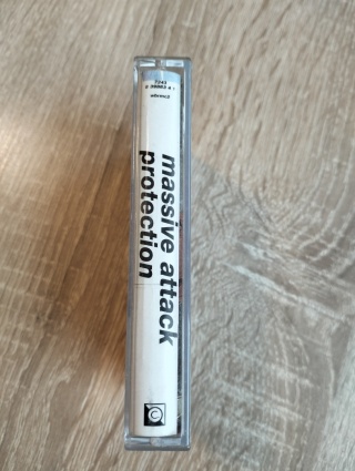 Kaseta magnetofonowa Massive Attack