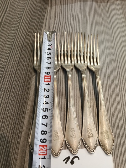 Piękne stare sztućce 5 sztuk plater