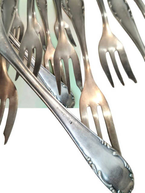 Piękne sztućce deserowe platerowane 11 sztuk