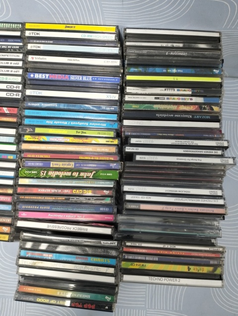 Płyty CD ok.80 sztuk