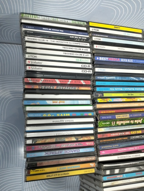 Płyty CD ok.80 sztuk