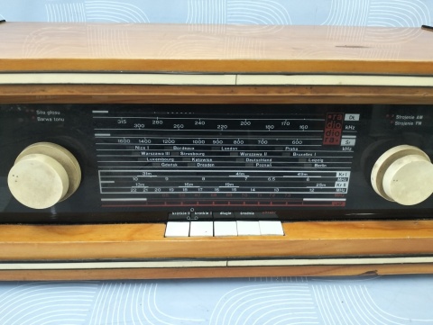 Radio Relax 2 Diora