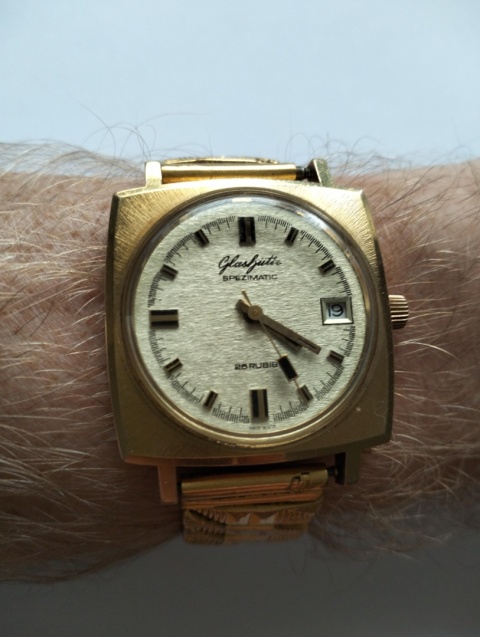 Zegarek mechaniczny GUB Glashütte Spezimatic