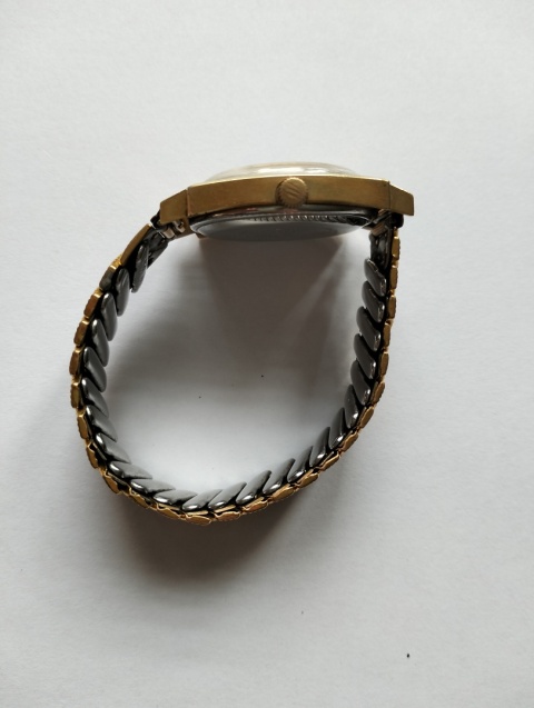 Zegarek mechaniczny GUB Glashütte Spezimatic