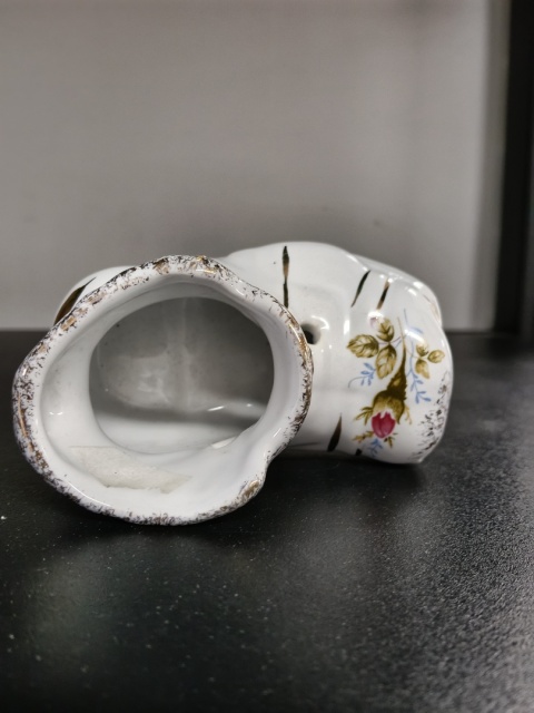 Bucik dekoracja porcelana złota róża
