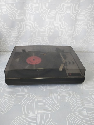 Gramofon Unitra Artur wg 902