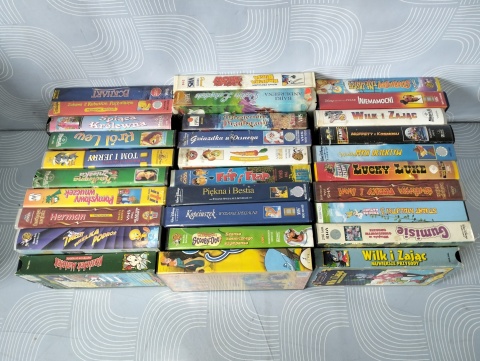 Kasety VHS 30 sztuk bajki