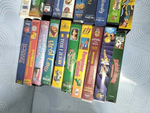 Kasety VHS 30 sztuk bajki
