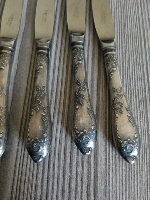 Ładne noże platerowane 5 sztuk s44