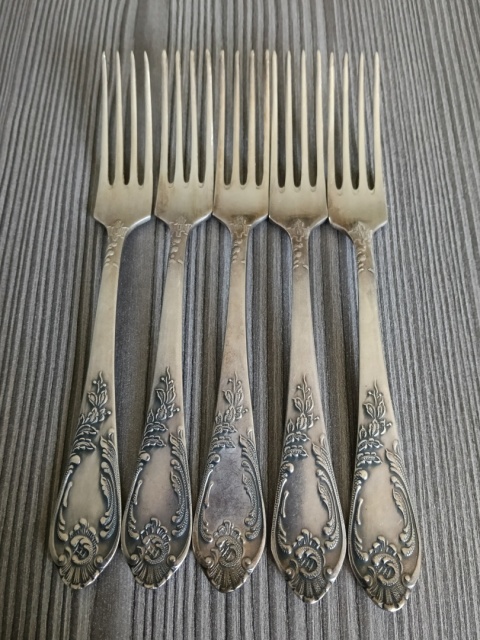 Ładne platerowane widelce 5 sztuk s 43