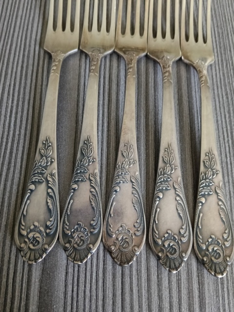 Ładne platerowane widelce 5 sztuk s 43