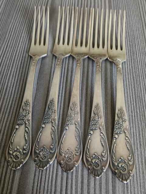 Ładne platerowane widelce 5 sztuk s 43