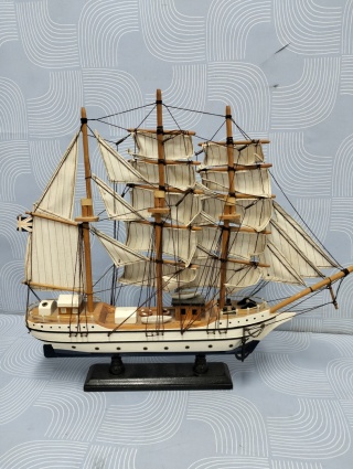Model duży żaglowiec