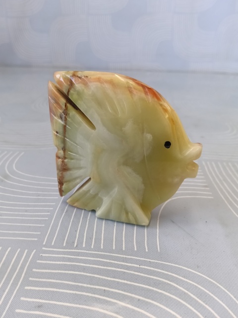 Figurka onyks ryba