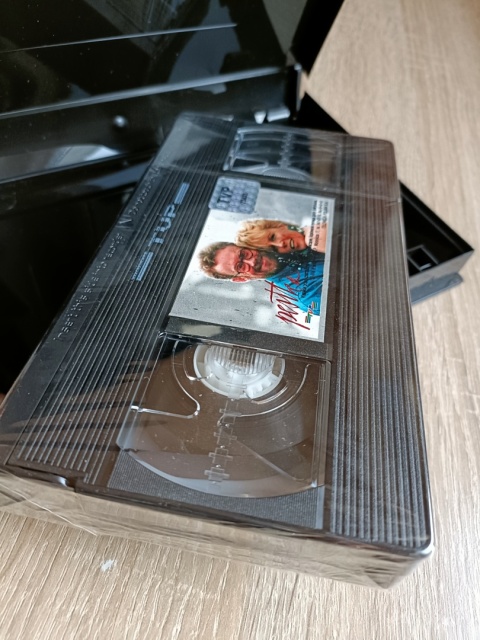 Kaseta VHS Film Pestka nowy w folii