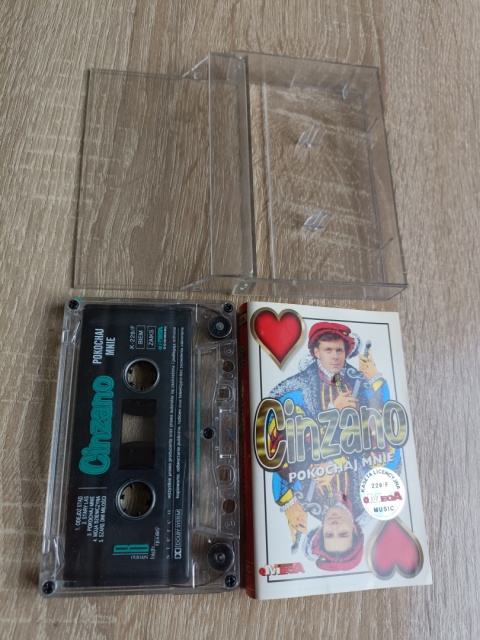 Kaseta magnetofonowa Cinzano