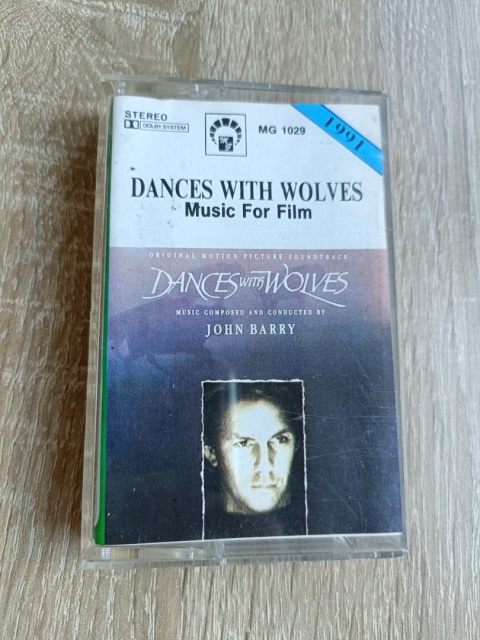 Kaseta magnetofonowa Dances with wolves