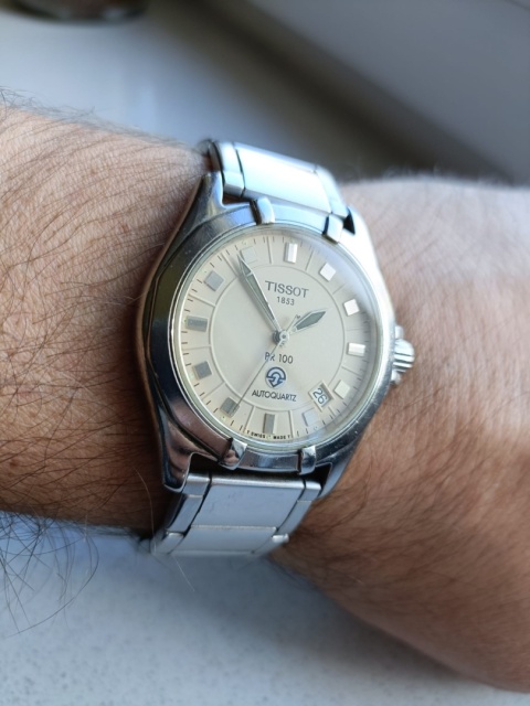 Stary zegarek Tissot PR100