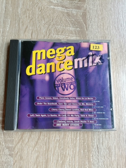 Płyta CD mega dancemix