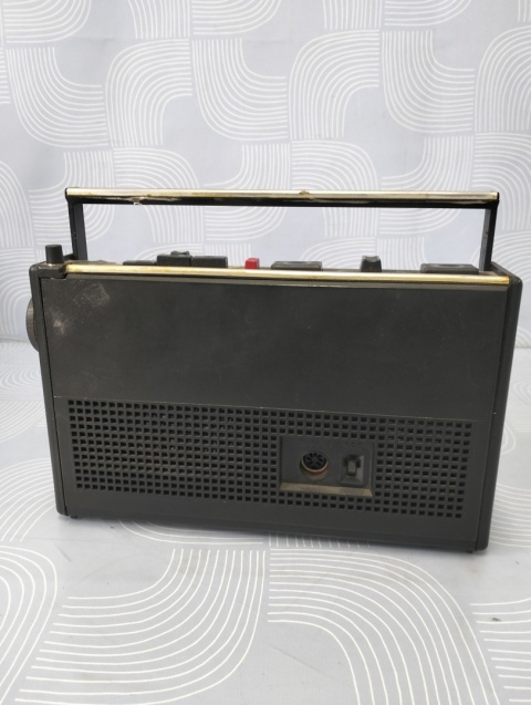 Stary magnetofon Unitra Wilga