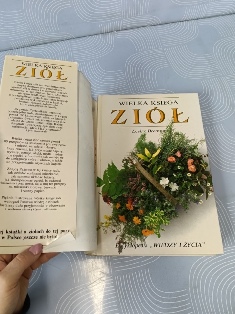 Wielka księga ziół