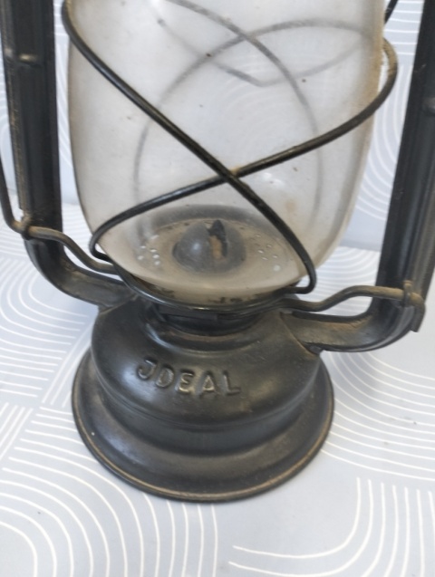 Duża lampa naftowa Ideal