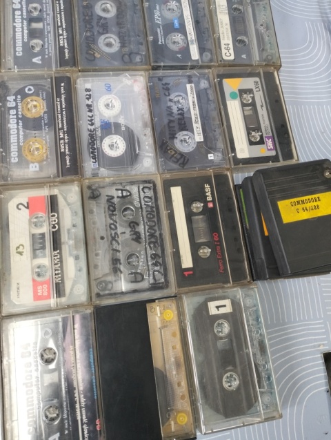 Gry kasety do Commodore ok.80 sztuk