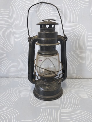 Lampka Naftowa niemiecka.
