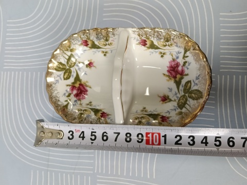 Przyprawnik porcelana Chodzież złota róża