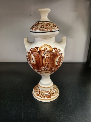 Ceramiczna amfora fajans Koło