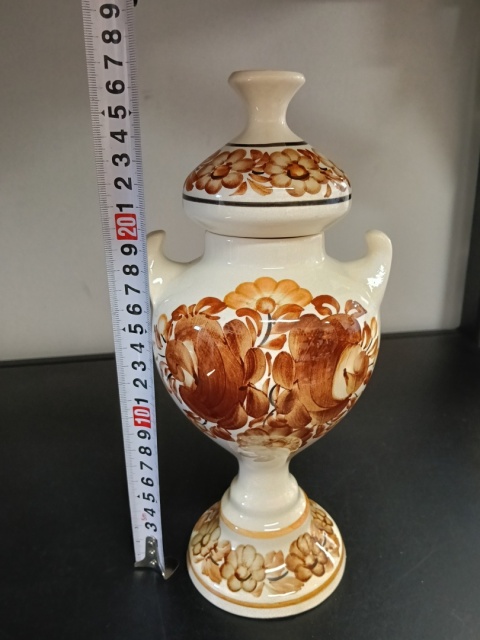 Ceramiczna amfora fajans Koło