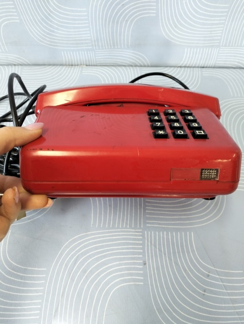 Czerwony telefon Tulipan RWT Telkom