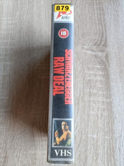 Kaseta VHS Raw Deal