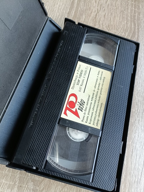 Kaseta VHS Raw Deal
