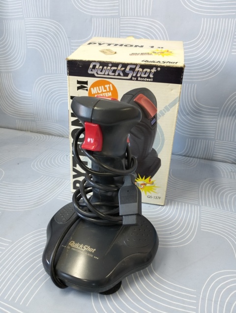 Stary Joystick do Commodore Atari